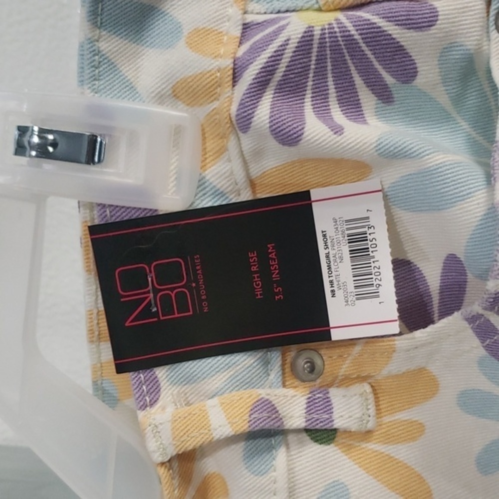 No boundaries brand shorts size‎ 9 NWT - Picture 3 of 5